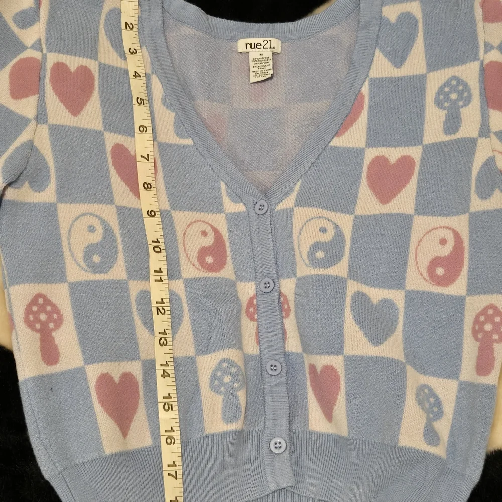 Button Up Checkered Cardigan - Picture 4 of 5